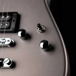 Cort MBM-1 Manson Meta Silver Cort MBM-1 Manson Meta Silver - Matt Bellamy Signature Cort MBM-1 Manson Meta Silver Cort MBM-1 Manson Meta Silver - Matt Bellamy Signature