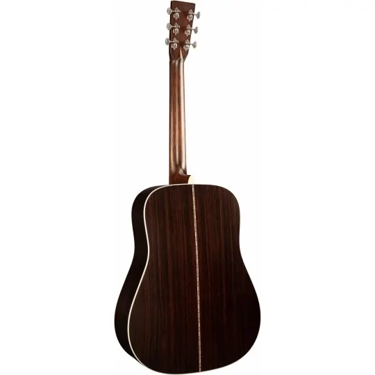 Martin D-28 Street Legend