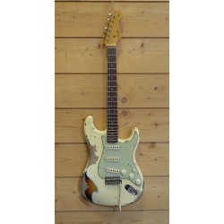 Fender B2 61 STRAT HREL - AVWH/3TSB