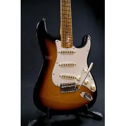 Fender Postmodern Strat Journeyman Relic Bleached 3-Color Sunburst