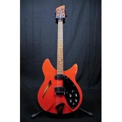 Rickenbaker 330 Fire Alarm Red 1986 - Occasion Rickenbaker 330 Fire Alarm Red 1986 - Occasion