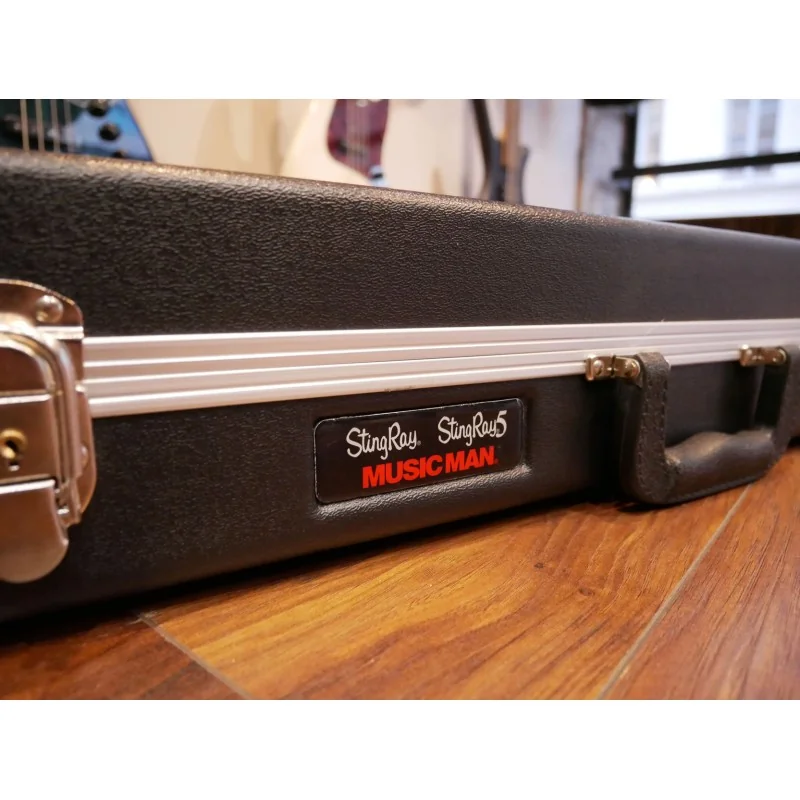 Etui Music Man Stingray