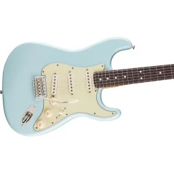 Fender Limited Edition Am Pro Classic Silent Stratocaster Daphne Blue Fender Limited Edition Am Pro Classic Silent Stratocaster Daphne Blue