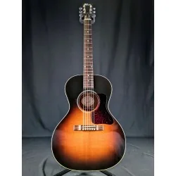Gibson L-00 Blues King 2010 vue de face Gibson L-00 Blues King 2010 vue de face